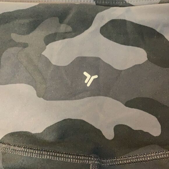 Old Navy Women’s Camouflage Leggings Plus Size 4X - Picture 11 of 11